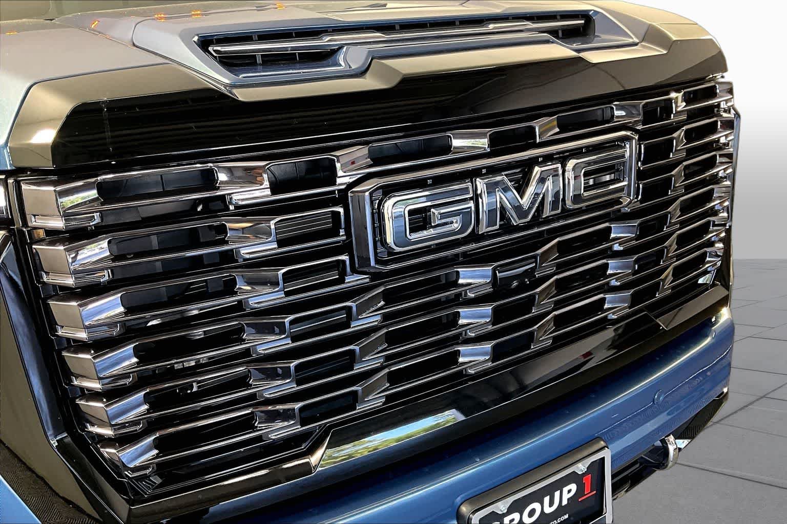 2025 GMC Sierra 2500HD Denali Ultimate - Photo 29