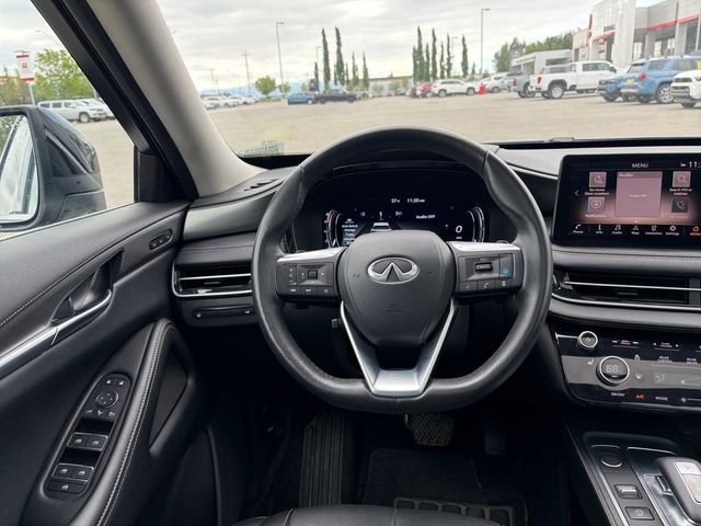 Used 2025 Gray INFINITI LUXE image 19