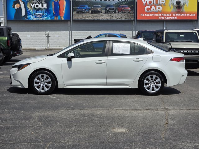 Used 2020 Blizzard Pearl Toyota  image 4