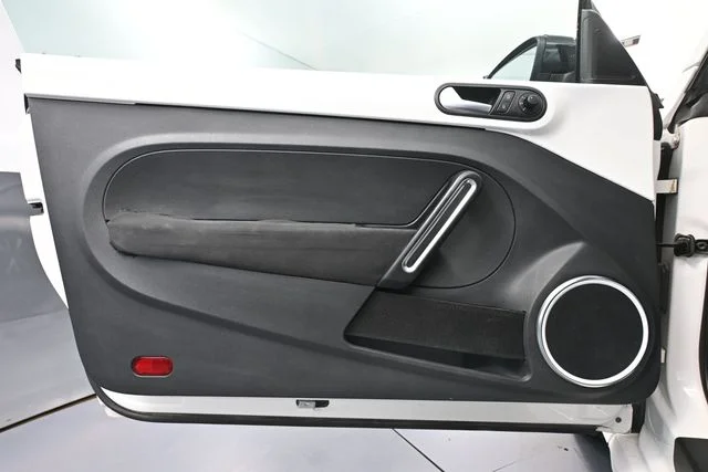 2012 Volkswagen Beetle 2.0 - Photo 16