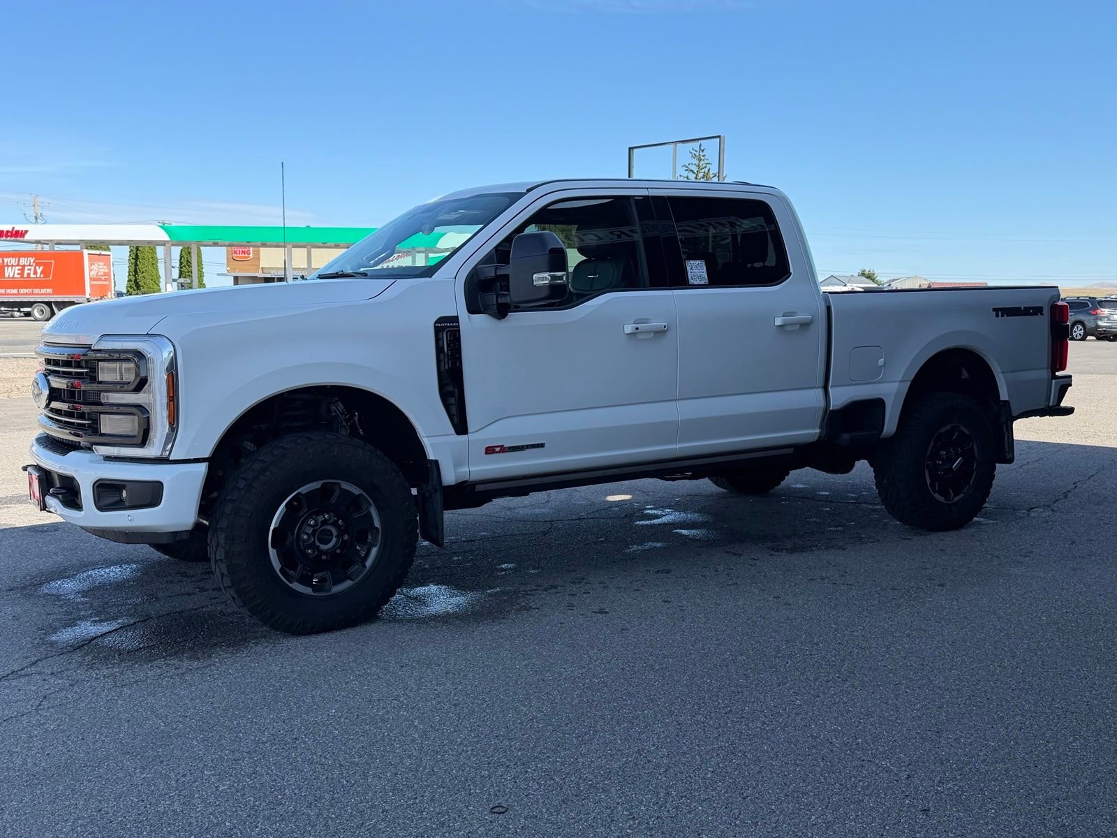 2025 Ford F-350 Super Duty Platinum - Photo 10