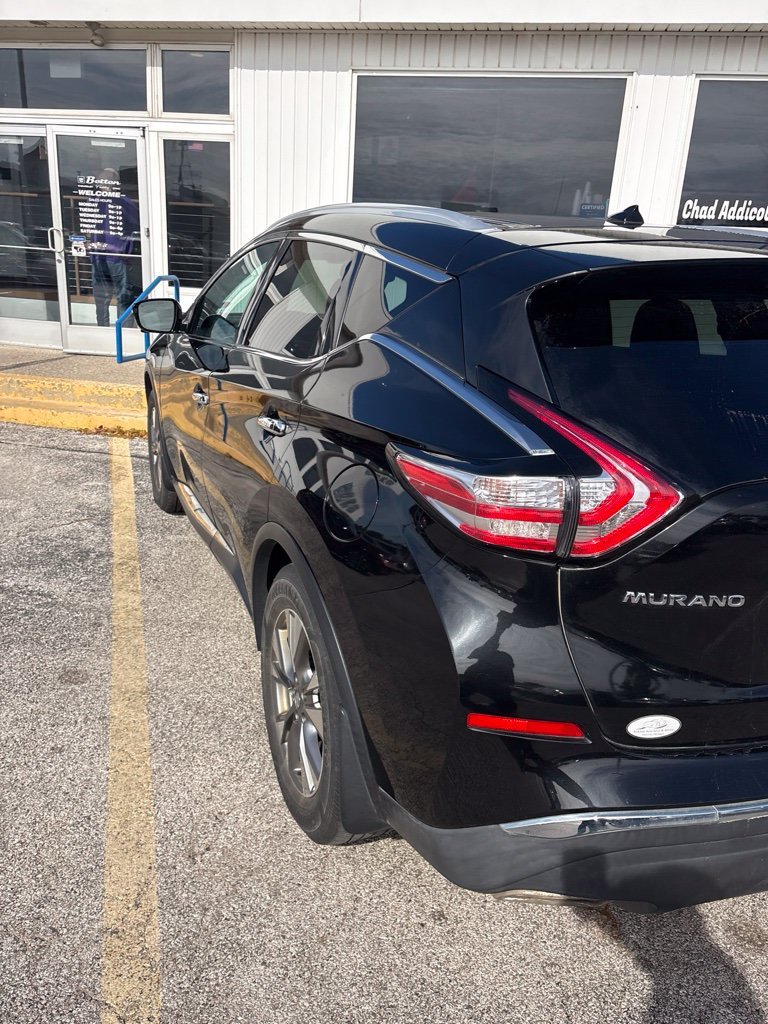 Used 2015 Black Nissan SL image 8