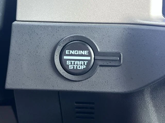 Used 2025 White Ford Outer Banks image 27