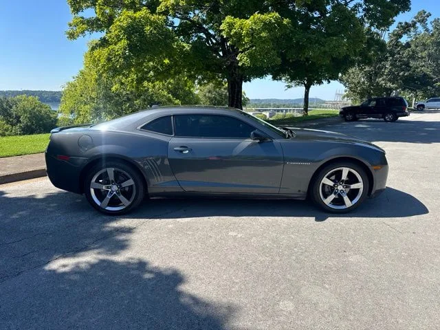 Used 2010 Gray Chevrolet 1LT image 8