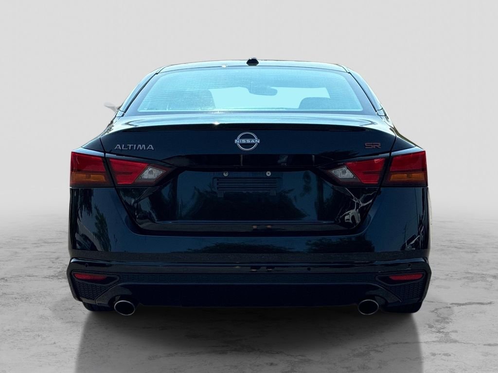 Used 2024 Black Nissan 2.5 SR image 6