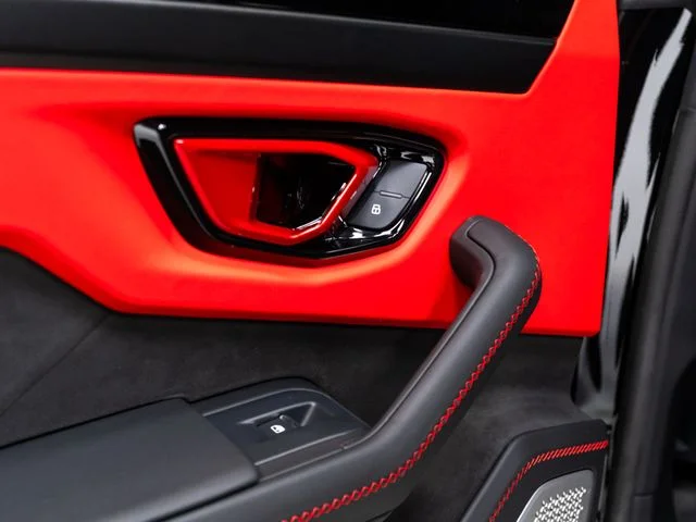Used 2025 Black Lamborghini SE image 56