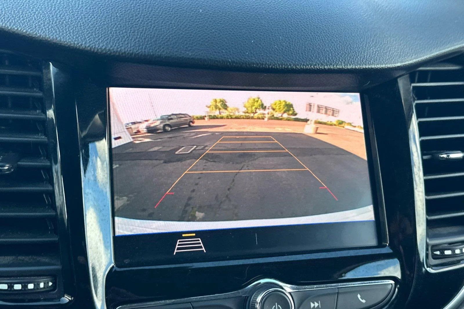 Used 2022 Summit White Chevrolet LT image 19