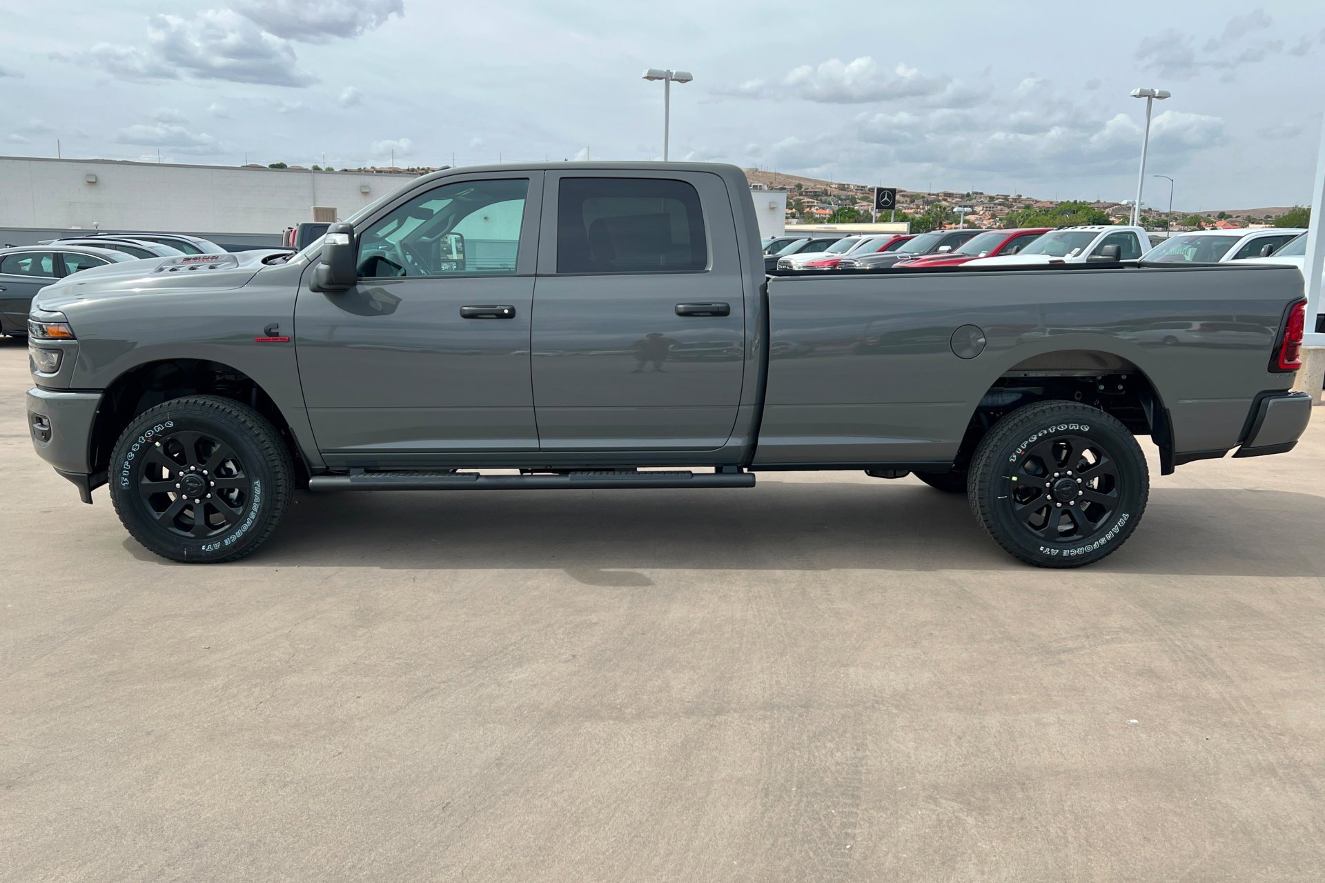 New 2026 Ceramic Gray Clear-Coat Exterior Paint RAM Black Express image 2