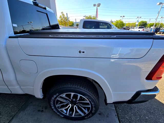 New 2026 Ivory White Tri-Coat Pearl-Coat Exterior Paint RAM Limited image 37