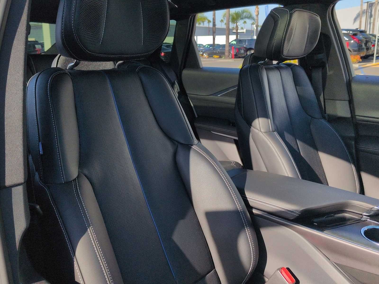2026 Cadillac LYRIQ V - Photo 28
