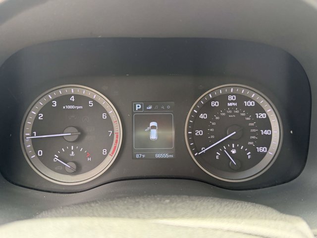 Used 2017 Molten Silver Hyundai SE image 22