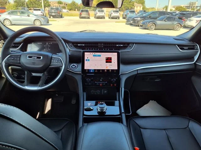 Used 2025 Gray Jeep Limited image 8