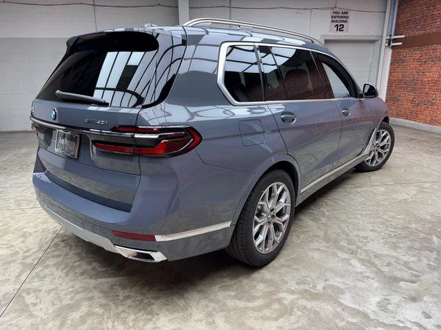 Used 2026 Brown BMW xDrive40i image 5