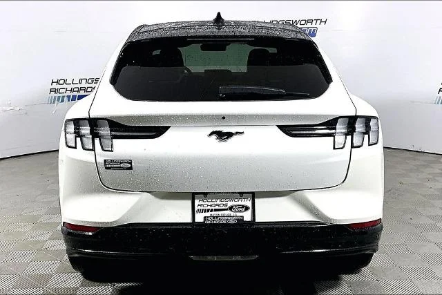 Used 2024 White Ford Premium image 30