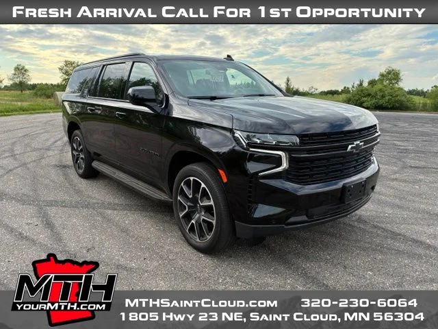 Used 2023 Black Chevrolet RST image 2