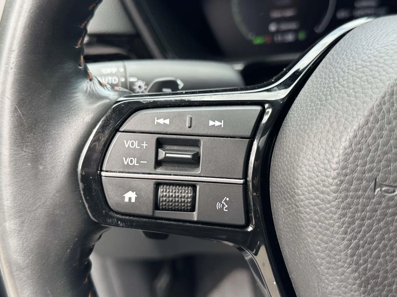 Certified Used 2023 Meteorite Gray Metallic Honda Sport Touring image 27