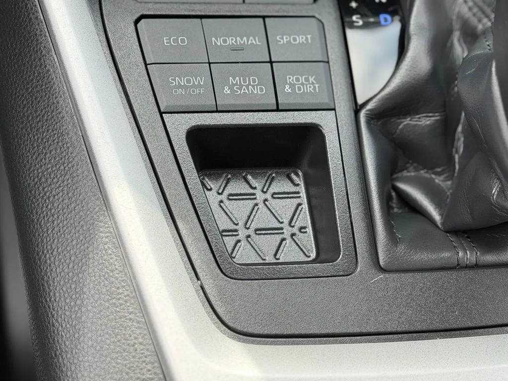Certified Used 2024 Silver Toyota XLE image 21