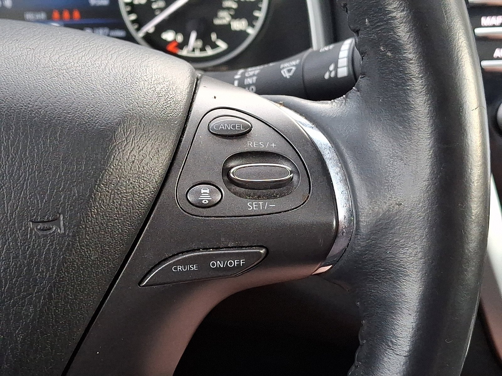 Used 2023 Gun Metallic Nissan Platinum image 22