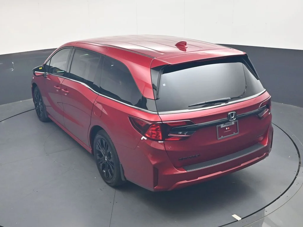 New 2026 Radiant Red Metallic II Honda Sport-L image 32