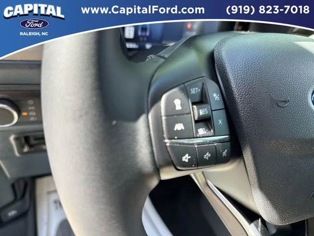 Used 2025 White Ford Lariat image 21