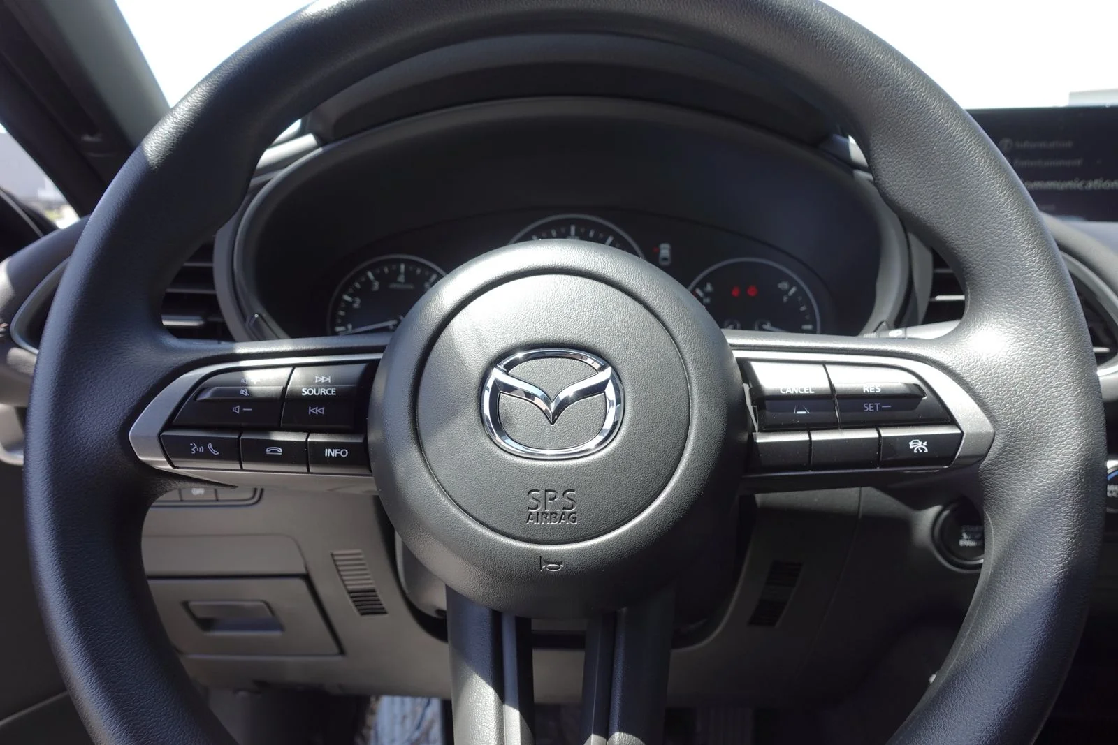 2026 Mazda Mazda3 S - Photo 18
