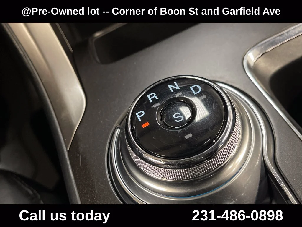Used 2017 Black Ford SE image 26