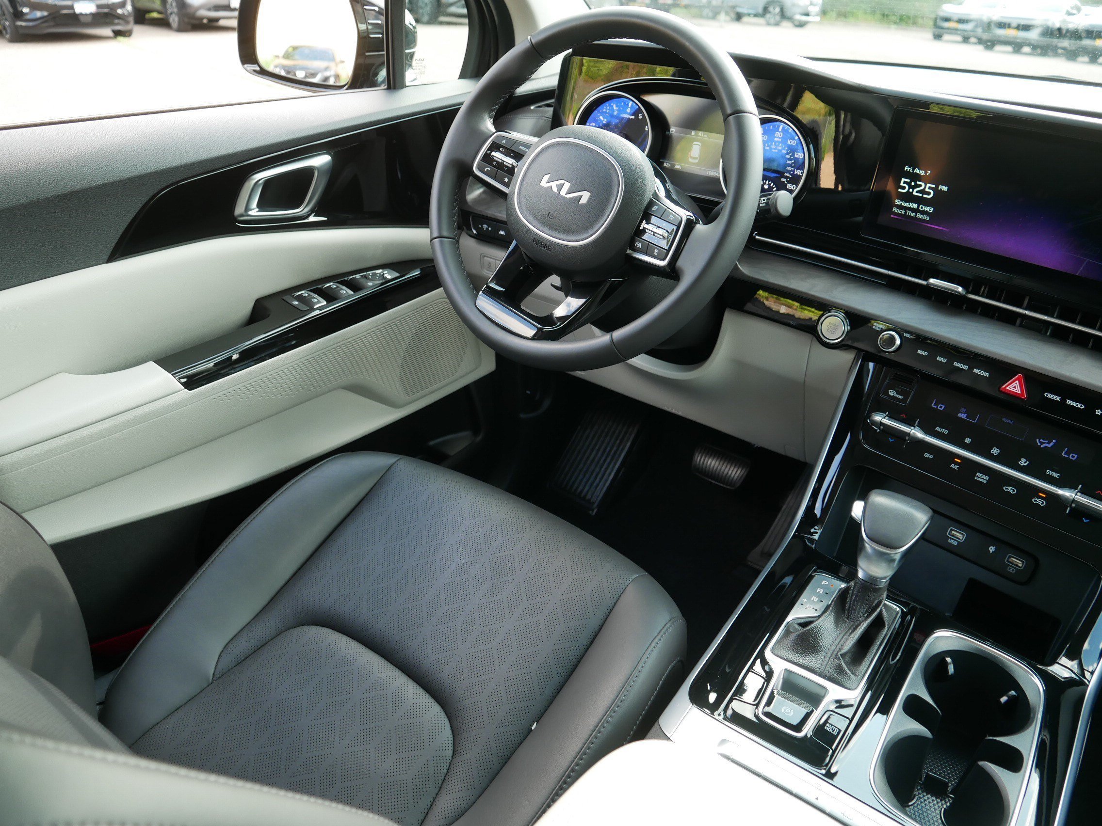 Certified Used 2023 Aurora Black Pearl Kia EX image 9
