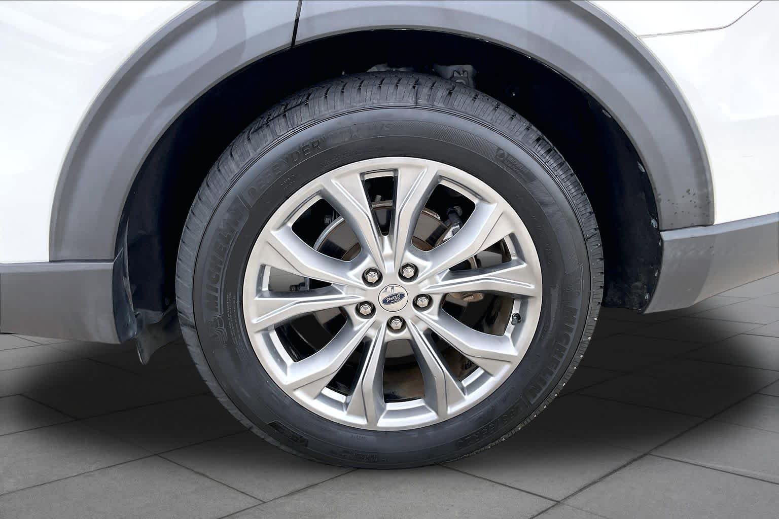 Used 2020 Star White Metallic Tri-Coat Ford XLT image 11