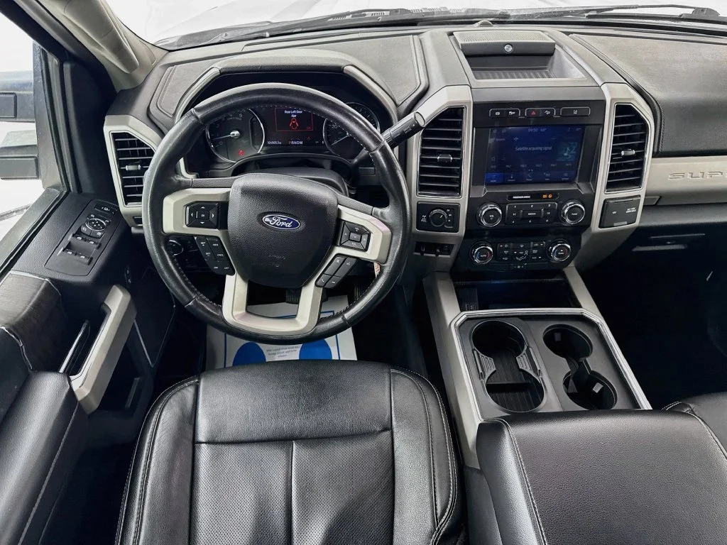 Used 2020 Silver Metallic Ford Lariat image 27