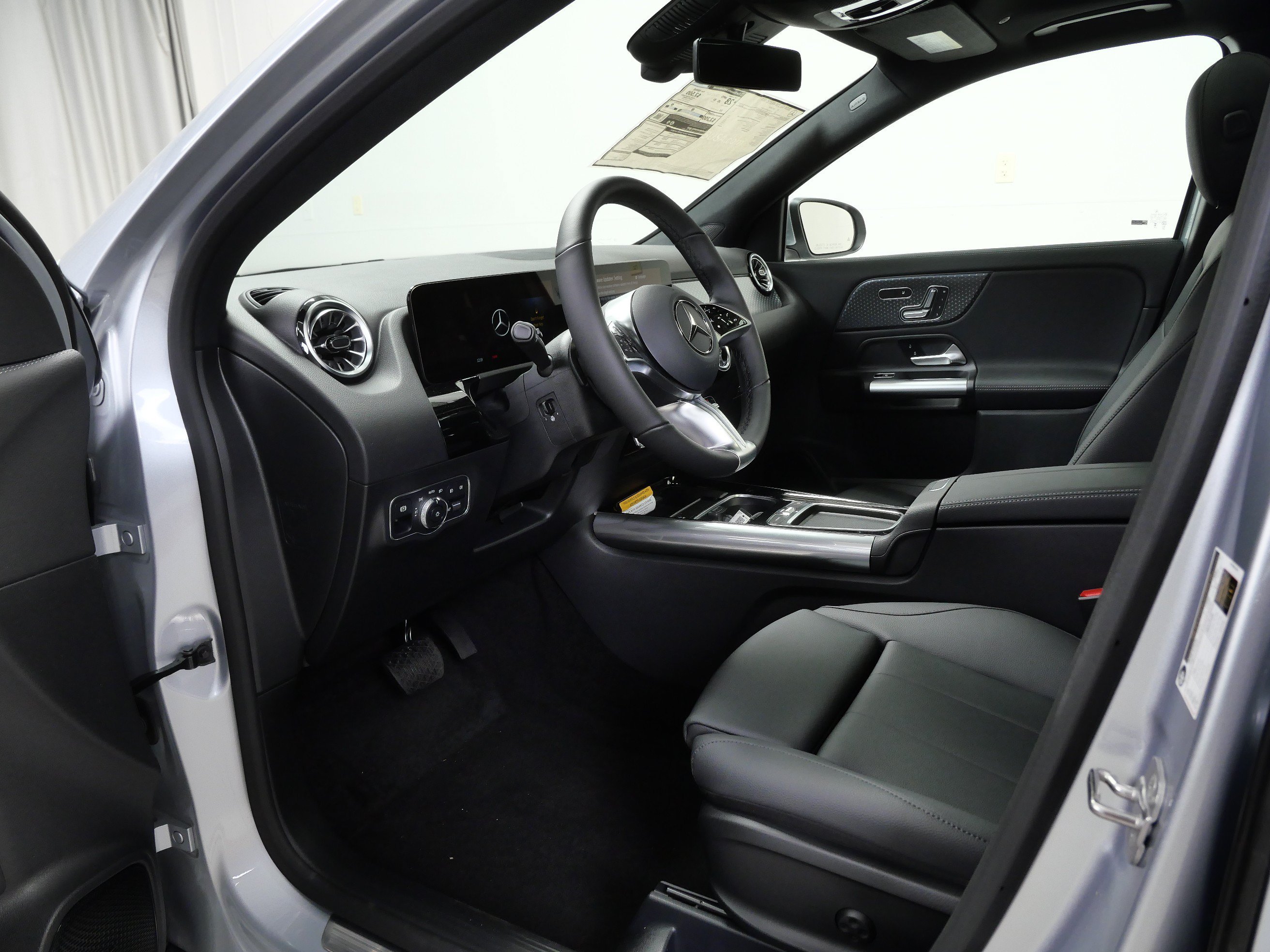 New 2026 Cirrus Silver Metallic Mercedes-Benz GLA 250 image 7