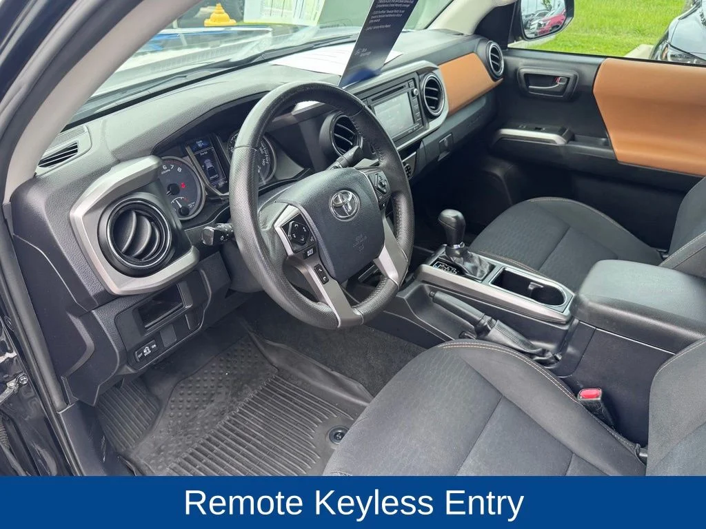 Used 2017 Black Toyota SR5 image 10