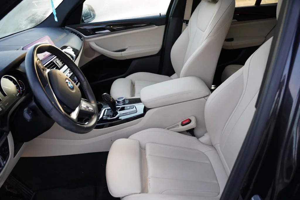 Used 2020 Dark Graphite Metallic BMW xDrive30i image 4