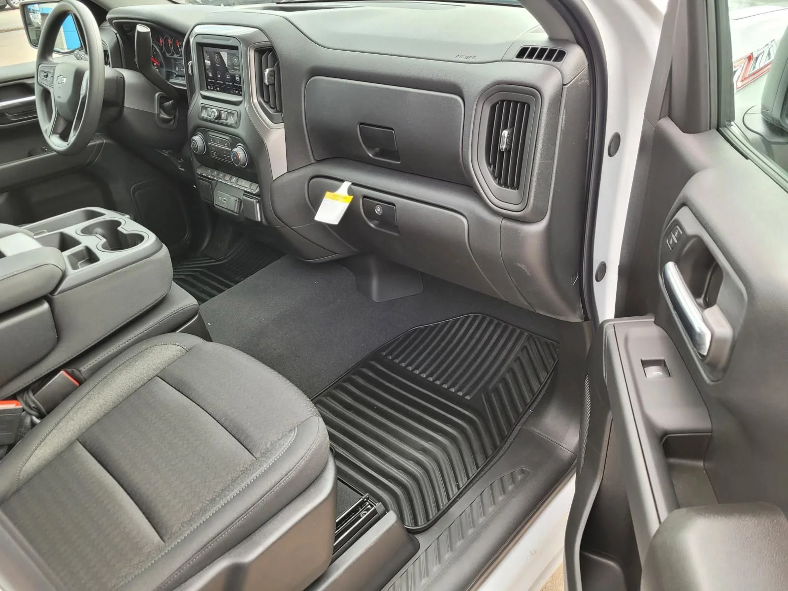 2026 Chevrolet Silverado 1500 Custom Trail Boss - Photo 6