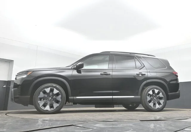 New 2026 Smoke Blue Pearl Honda Touring image 49