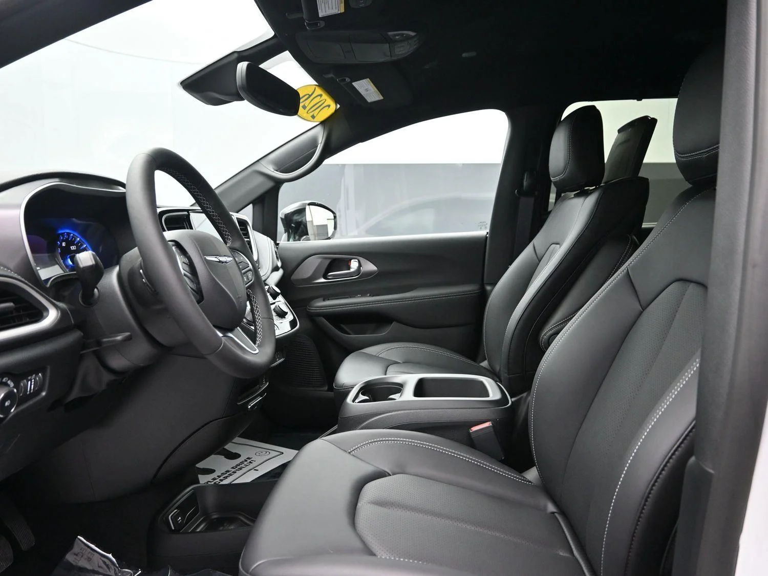 2026 Chrysler Pacifica Select - Photo 24
