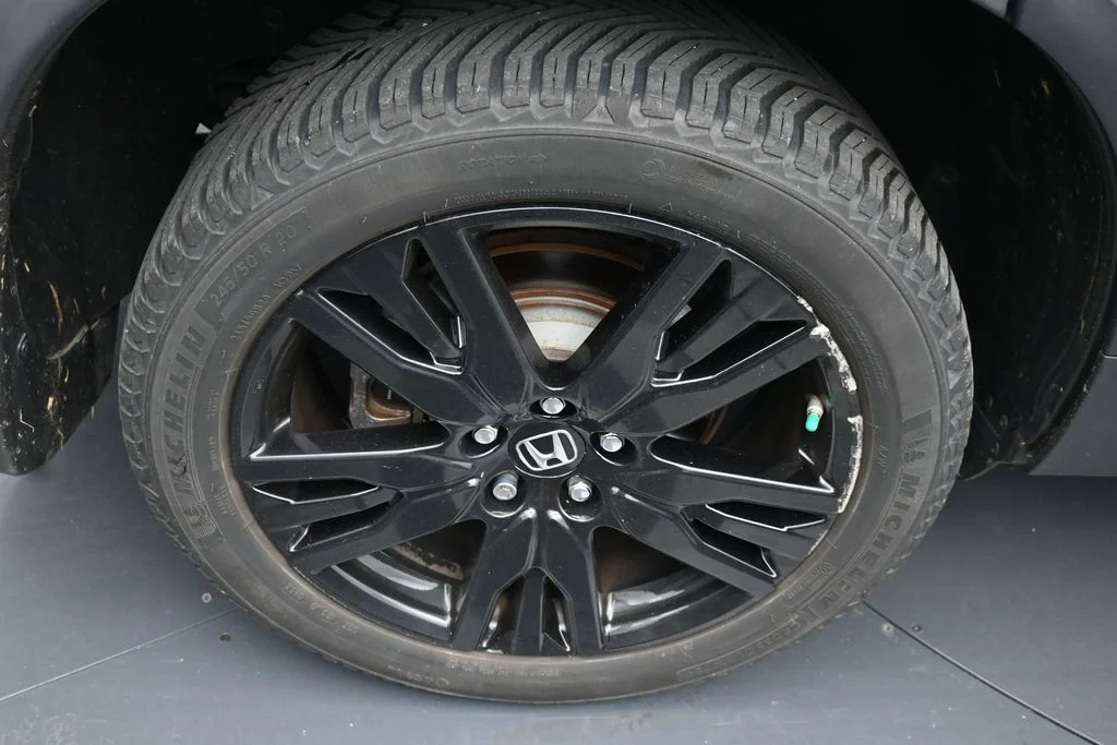 Used 2019 Gray Honda Sport image 10