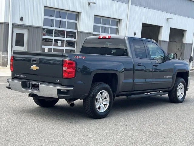 Used 2019 Gray Chevrolet LT image 14