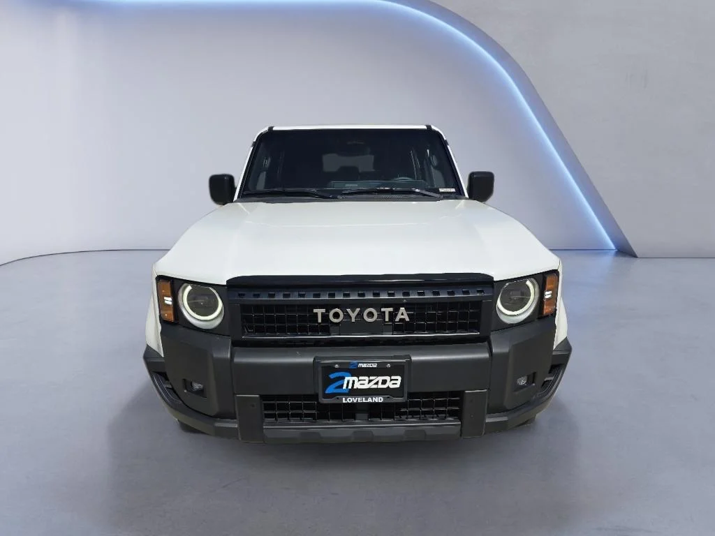 Used 2025 Ice Cap Toyota 1958 image 8