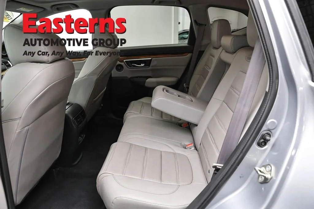 Used 2019 Silver Honda EX-L image 21