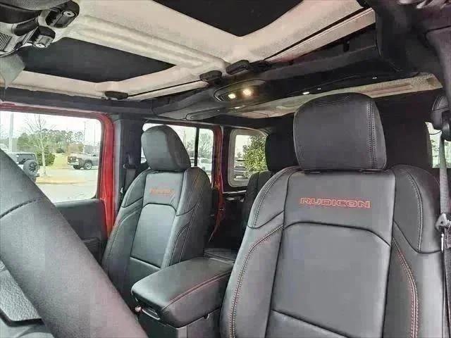 New 2026 Firecracker Red Clear-Coat Exterior Paint Jeep Rubicon image 20