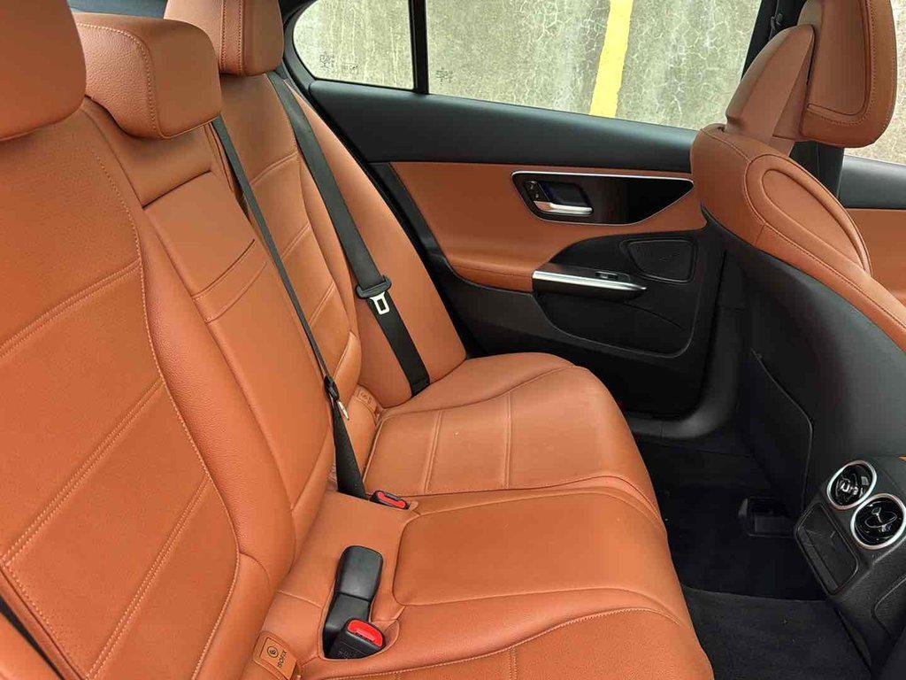 Used 2023 Polar White Mercedes-Benz 4MATIC® Sedan image 18