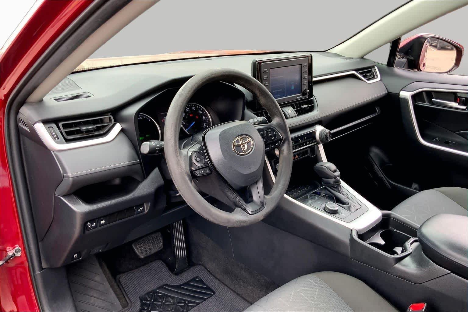 Used 2021 Ruby Flare Pearl Toyota Hybrid XLE image 18