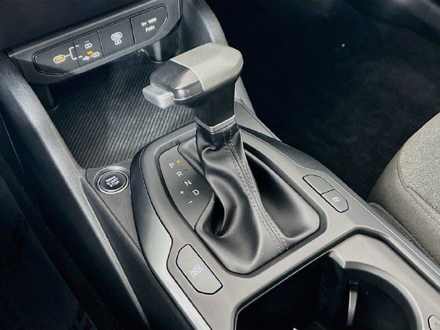 2025 Kia K4 LXS - Photo 21