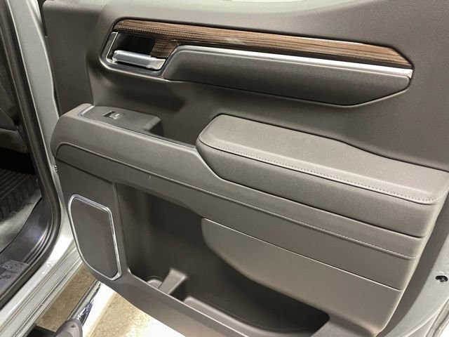 Used 2026 Gray Chevrolet LT image 23