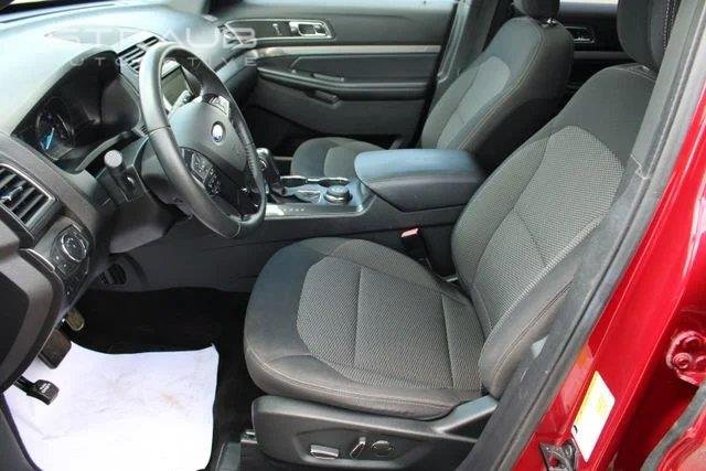 Used 2018 Ruby Red Metallic Tinted Clearcoat Ford XLT image 12