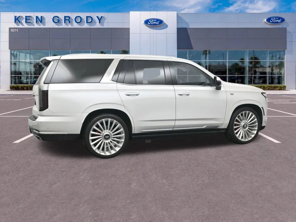 Used 2025 White Cadillac Premium Luxury Platinum image 6