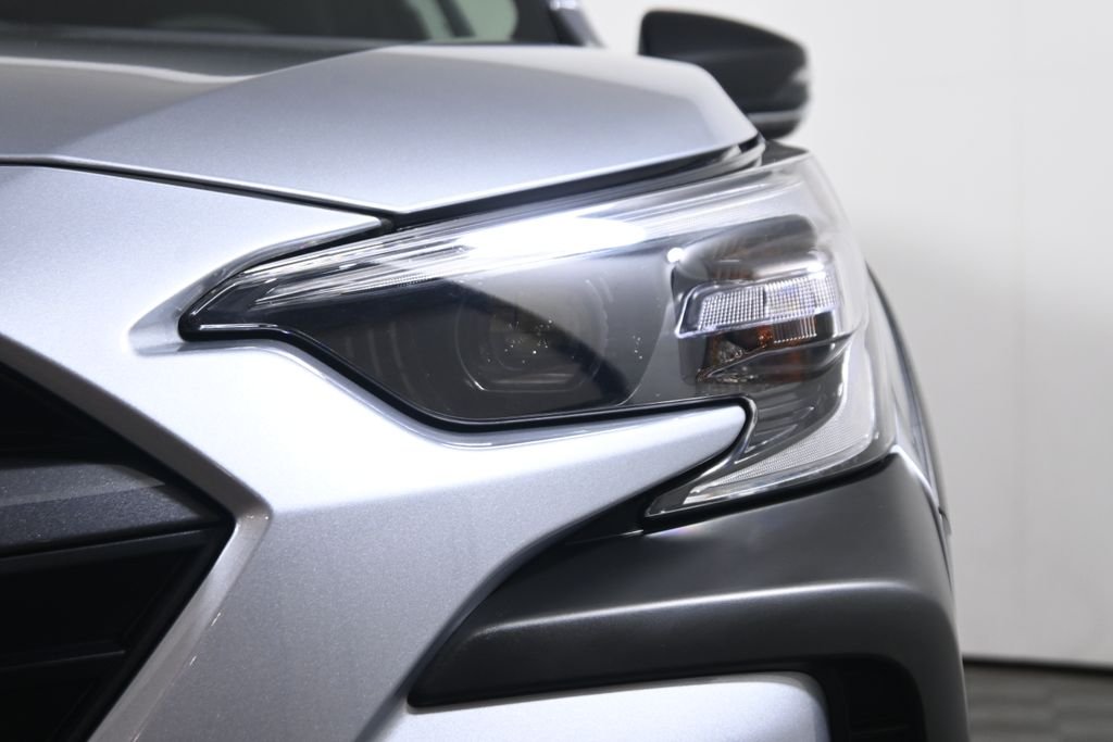 2025 Subaru Outback Limited - Photo 11