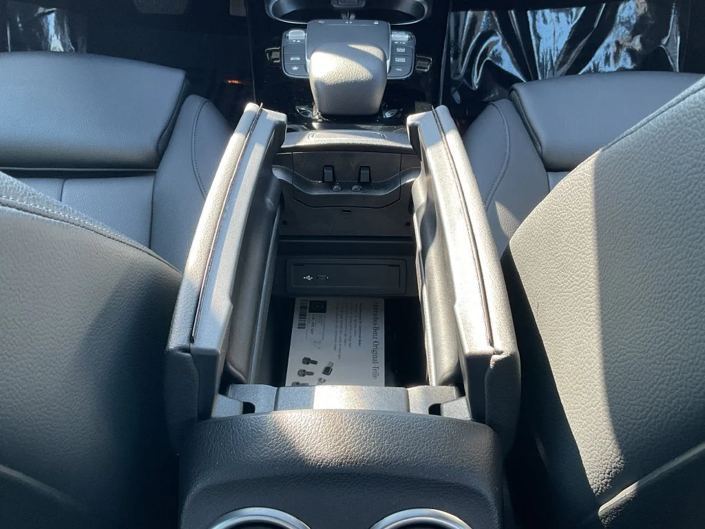 Used 2023 White Mercedes-Benz CLA 250 image 29