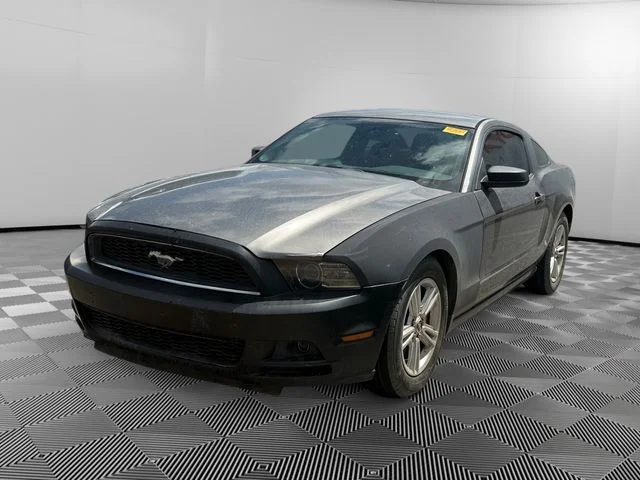 2014 Ford Mustang V6's photo