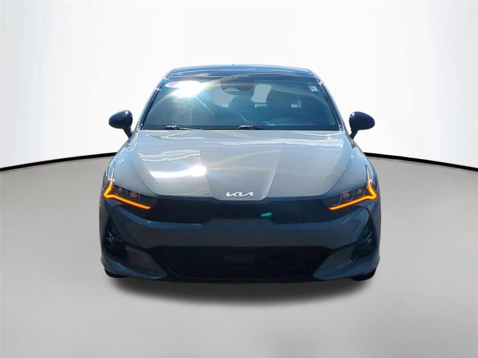 Used 2023 Wolf Gray Kia GT-Line image 8
